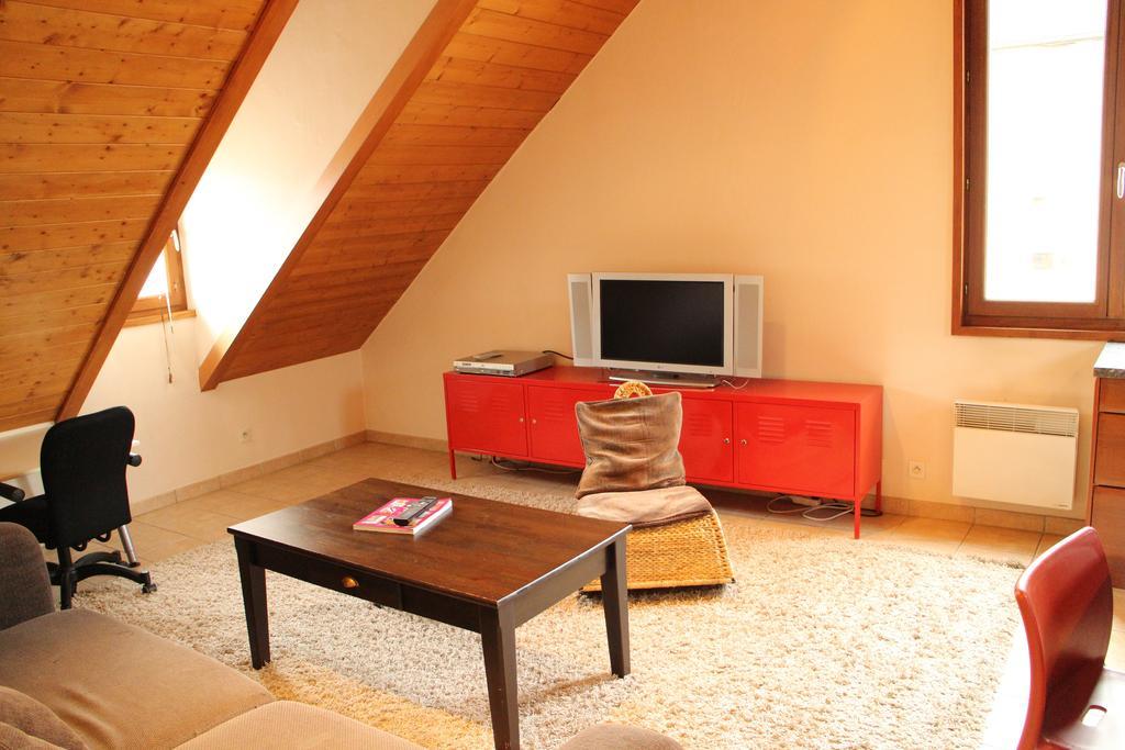 Les Z'Hirondelles Otel Annecy Dış mekan fotoğraf