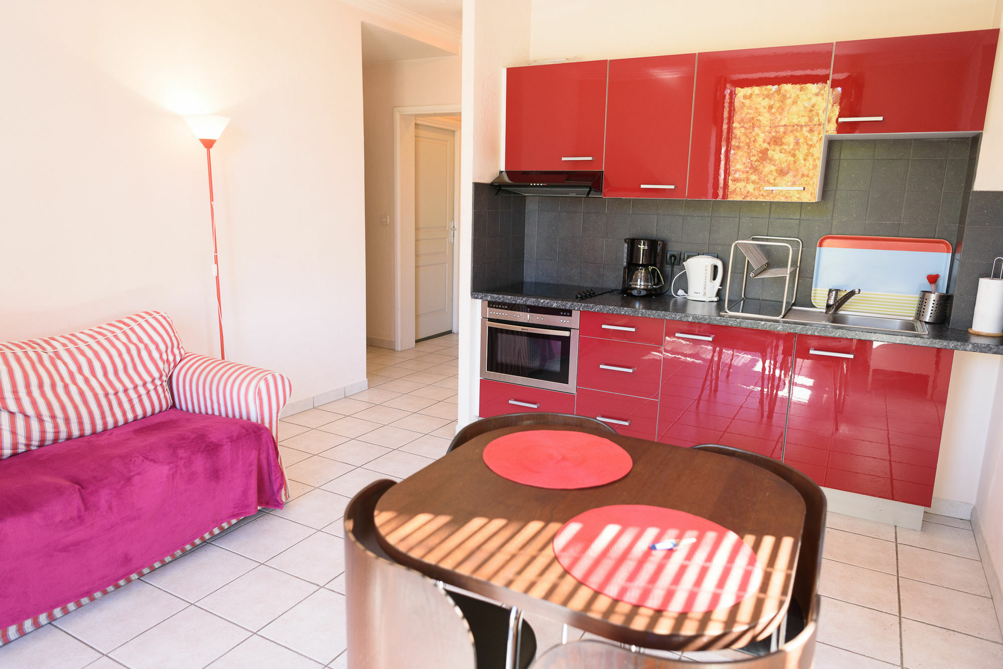 Les Z'Hirondelles Otel Annecy Dış mekan fotoğraf